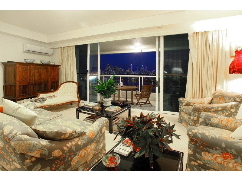 64/75 ‘Rivage Royale’ Brighton Parade, Southport QLD 4215