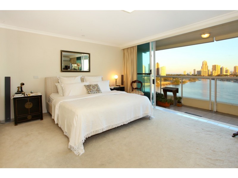 64/75 ‘Rivage Royale’ Brighton Parade, Southport QLD 4215