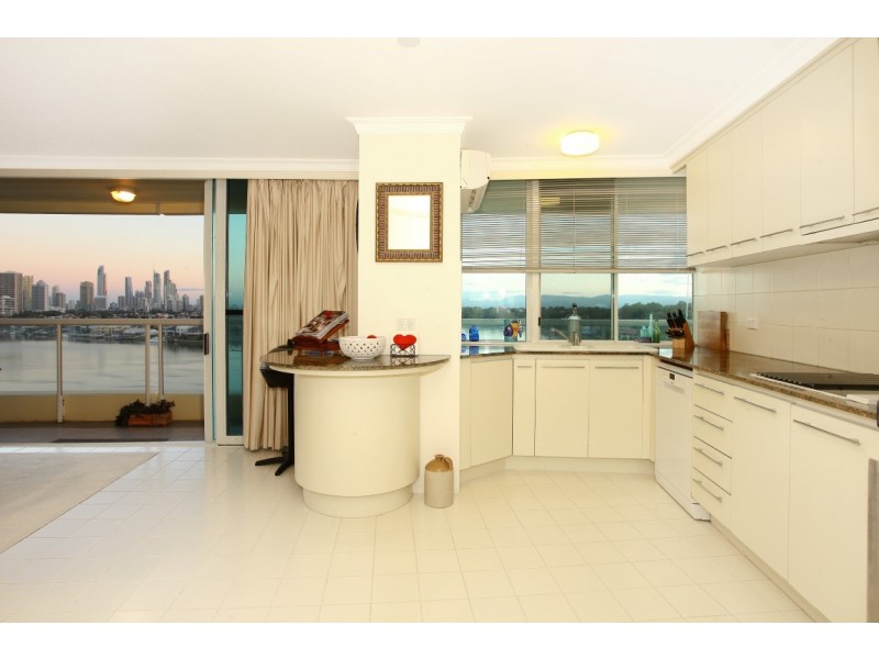 64/75 ‘Rivage Royale’ Brighton Parade, Southport QLD 4215