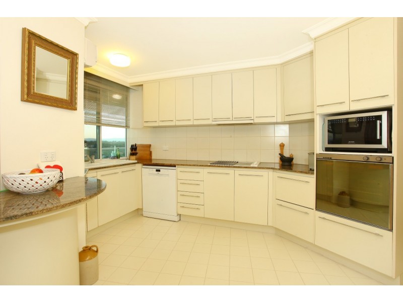 64/75 ‘Rivage Royale’ Brighton Parade, Southport QLD 4215