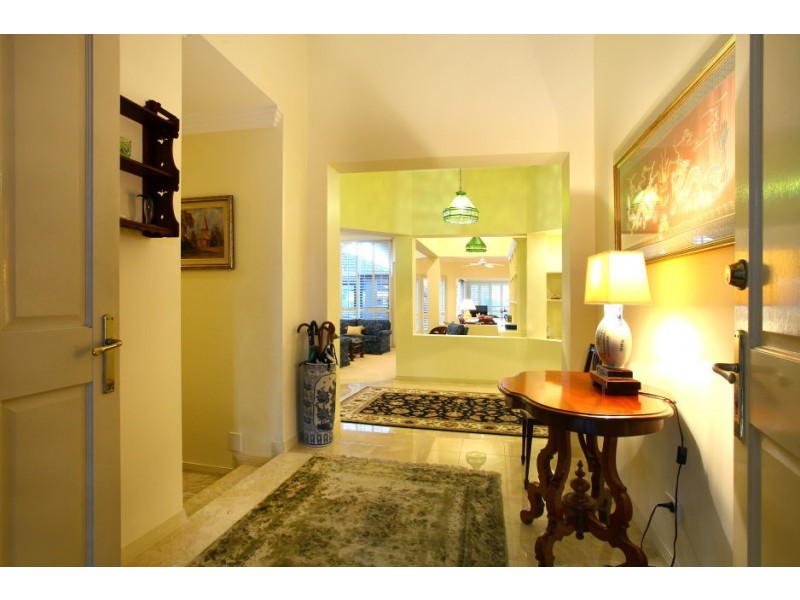 107/40 Cotlew Street East, Southport QLD 4215