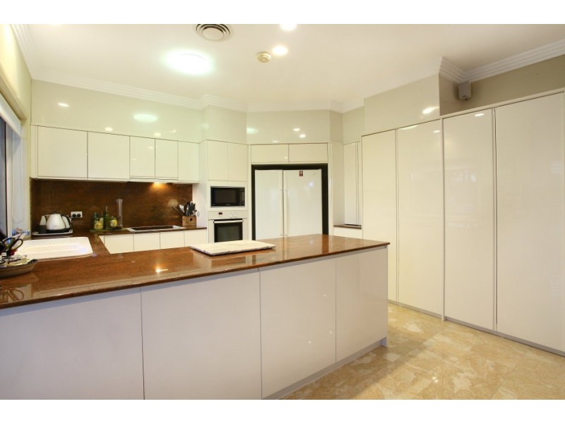 107/40 Cotlew Street East, Southport QLD 4215