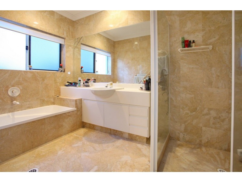 107/40 Cotlew Street East, Southport QLD 4215