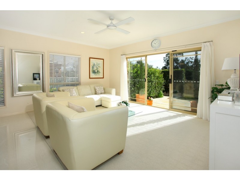 1/18 Charlton Street, Southport QLD 4215