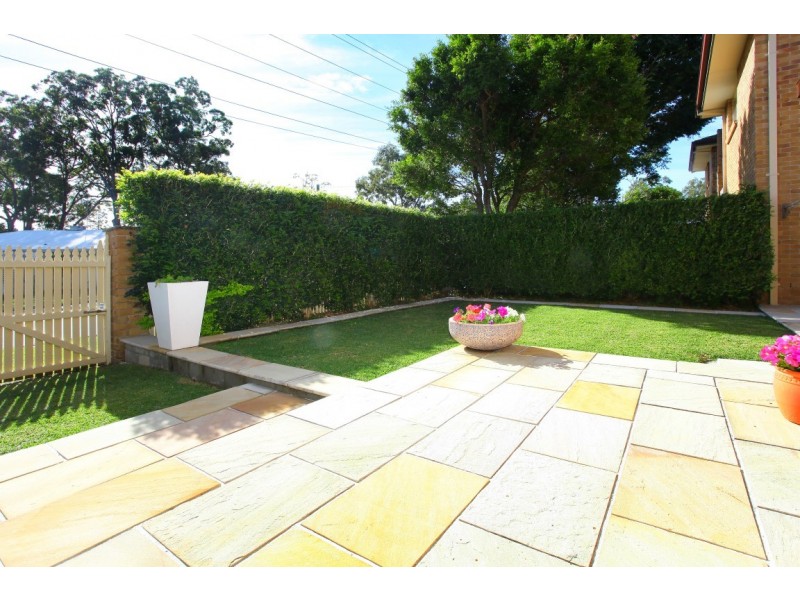 1/18 Charlton Street, Southport QLD 4215