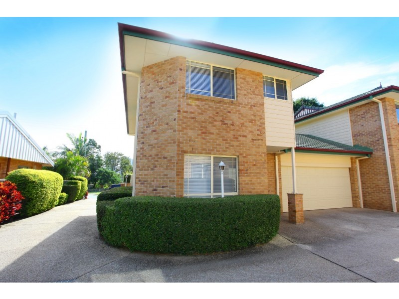 1/18 Charlton Street, Southport QLD 4215