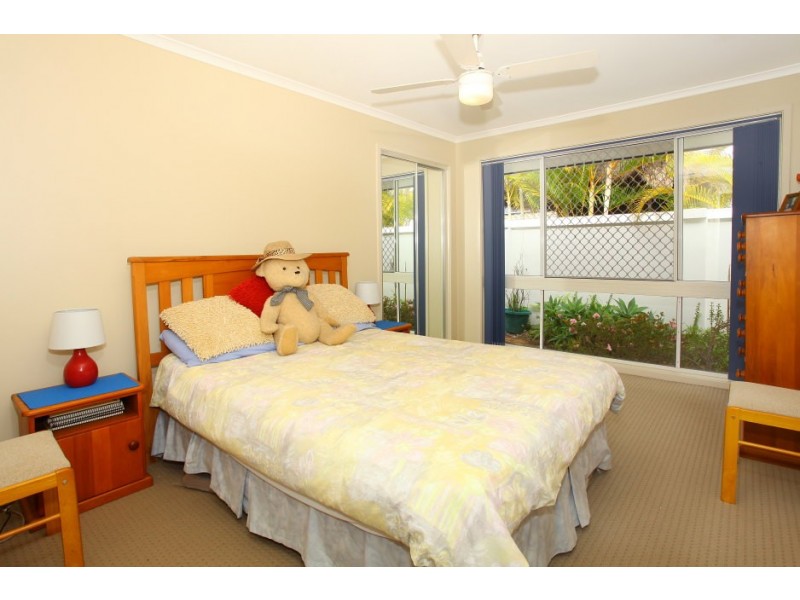 9 Mackay Close, Sorrento QLD 4217