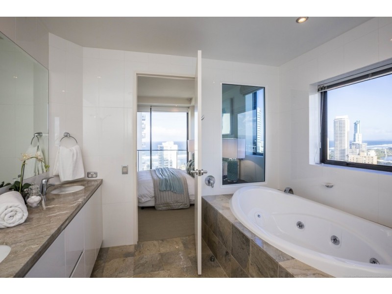 31/11 ‘Marquis on Main’ Peak Avenue, Main Beach QLD 4217