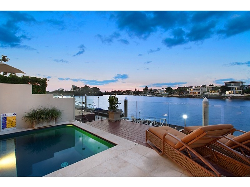 2/66 Sunrise Blvd, Surfers Paradise QLD 4217