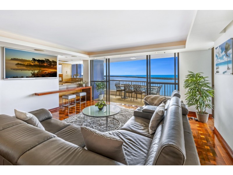 117 ‘Broadwater Tower’ 17 Bayview Street, Runaway Bay QLD 4216