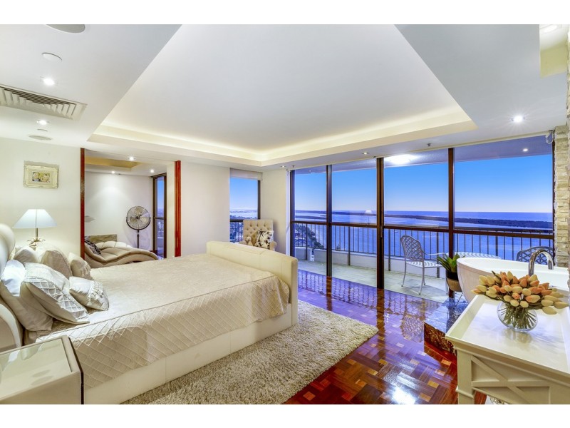 117 ‘Broadwater Tower’ 17 Bayview Street, Runaway Bay QLD 4216