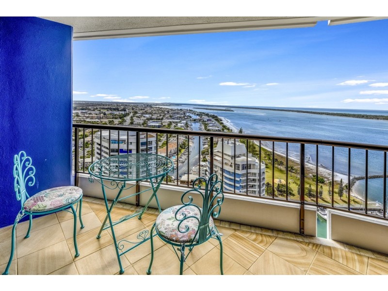 117 ‘Broadwater Tower’ 17 Bayview Street, Runaway Bay QLD 4216