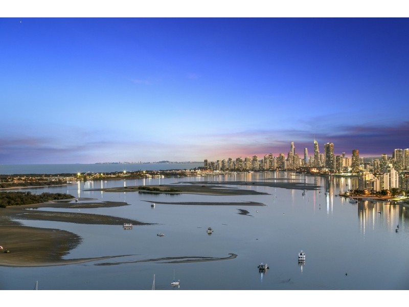 117 ‘Broadwater Tower’ 17 Bayview Street, Runaway Bay QLD 4216