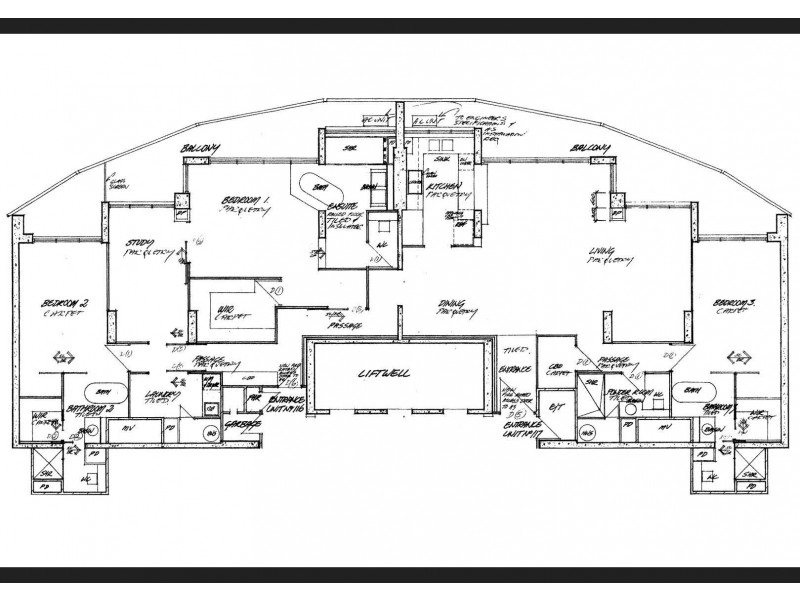 117 ‘Broadwater Tower’ 17 Bayview Street, Runaway Bay QLD 4216 Floorplan