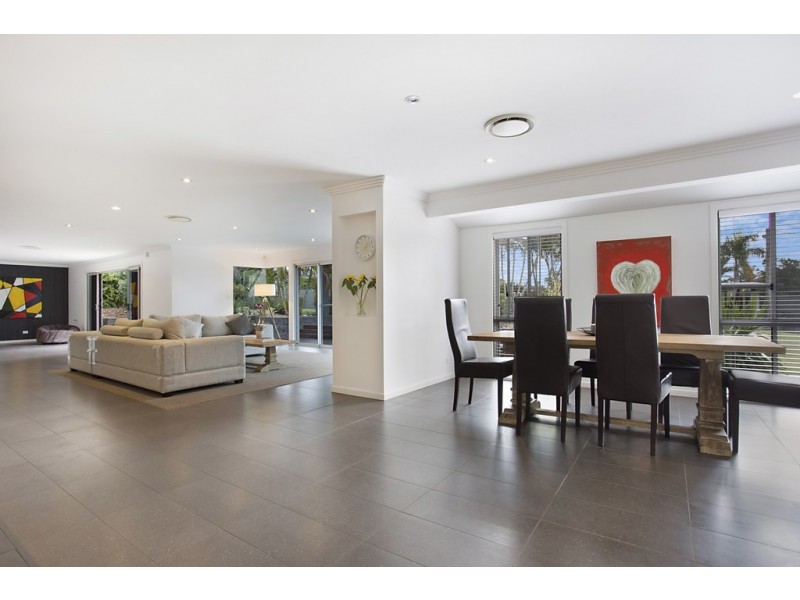 32 Reed Street, Ashmore QLD 4214