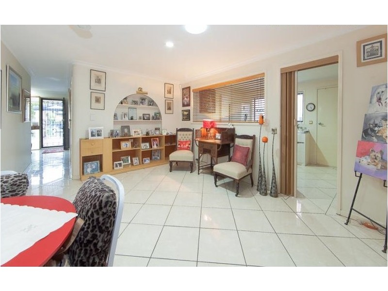 10 Fullerton St, Benowa QLD 4217