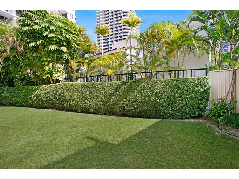 1/200 Surf Parade, Surfers Paradise QLD 4217