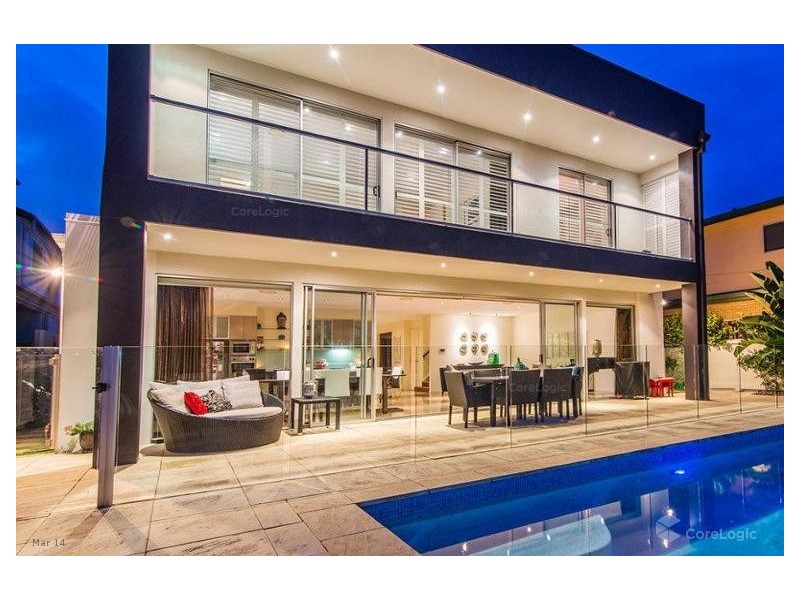 219 Stanhill Drive, Surfers Paradise QLD 4217