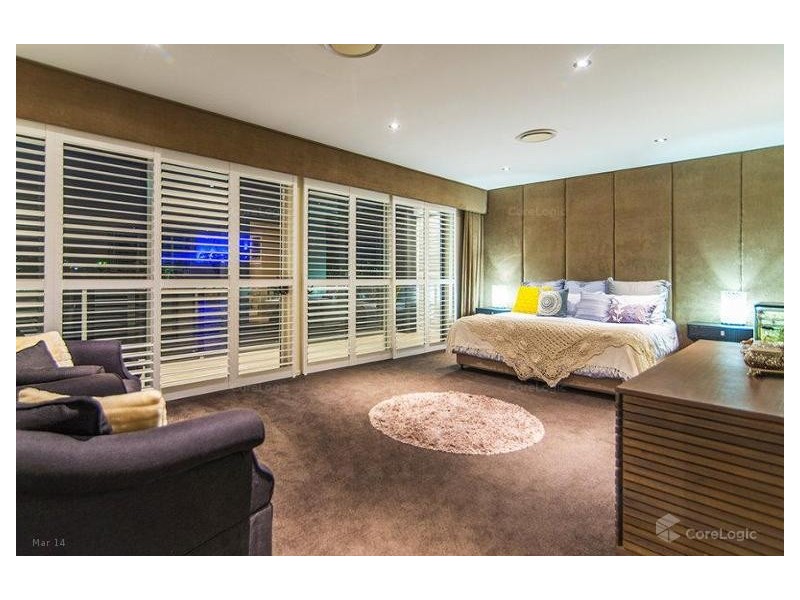 219 Stanhill Drive, Surfers Paradise QLD 4217
