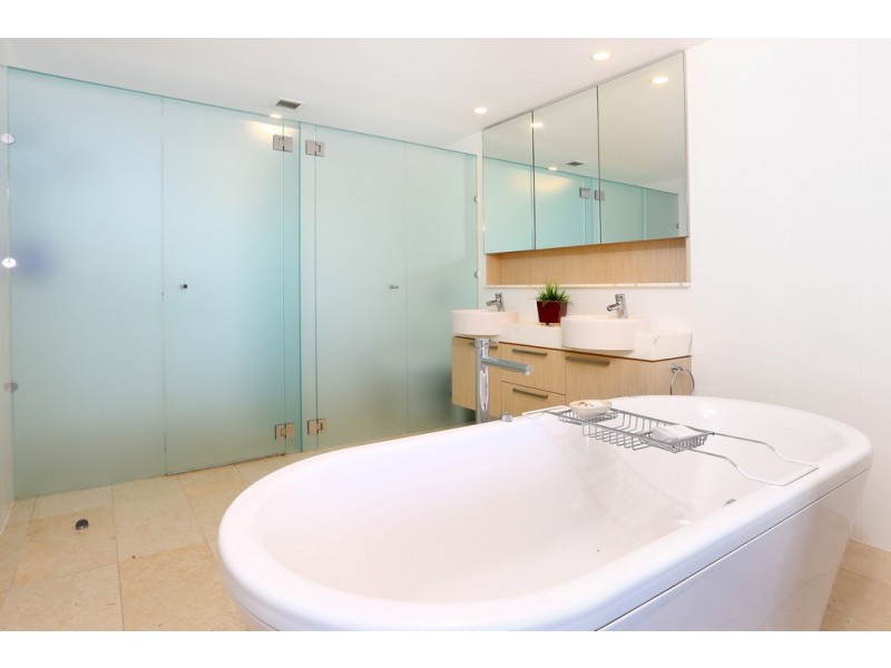 4505 ‘Allisee’ 323 Bayview Street, Hollywell QLD 4216