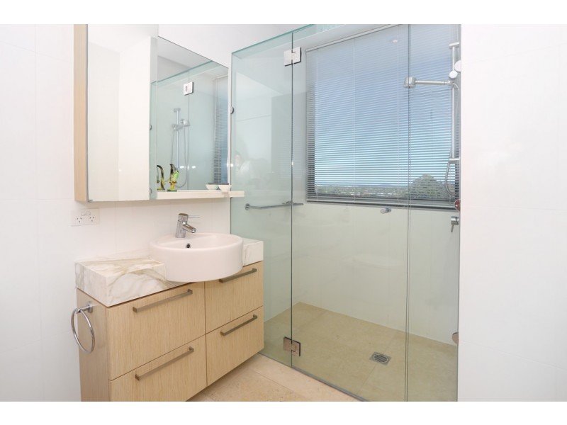 4505 ‘Allisee’ 323 Bayview Street, Hollywell QLD 4216