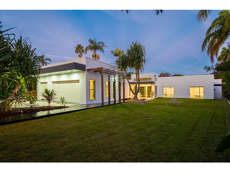 154 Alison Road, Carrara QLD 4211