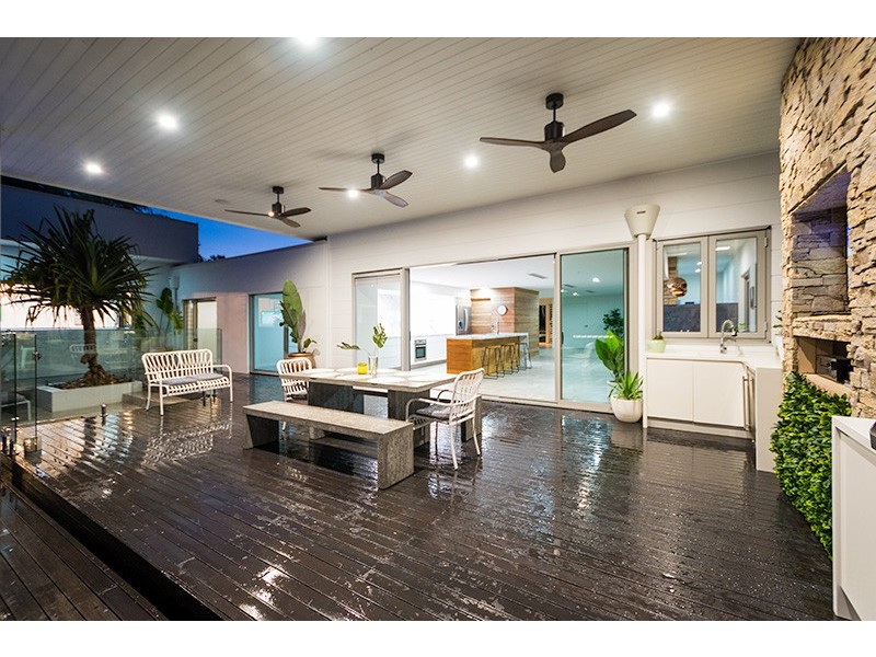 154 Alison Road, Carrara QLD 4211