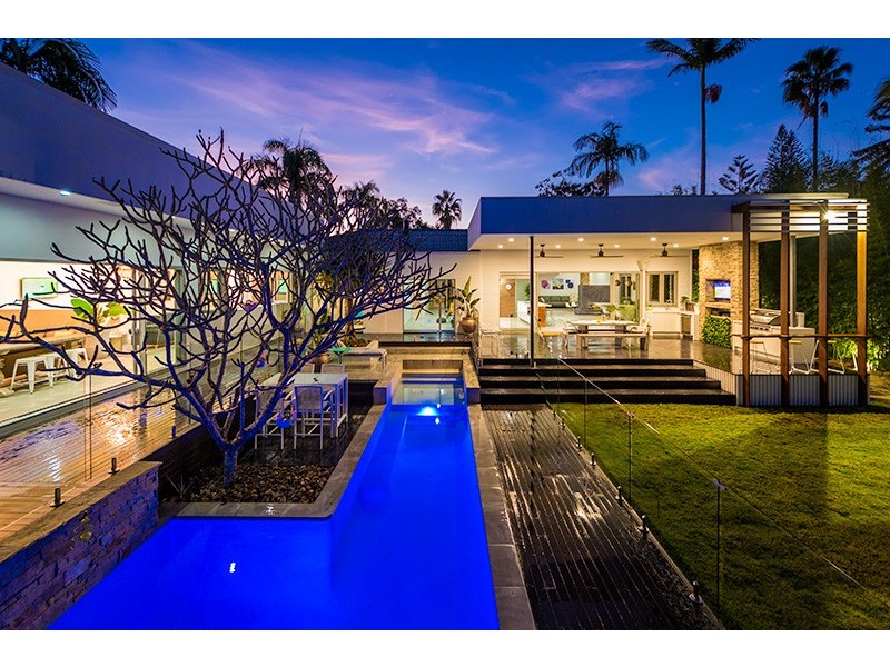 154 Alison Road, Carrara QLD 4211