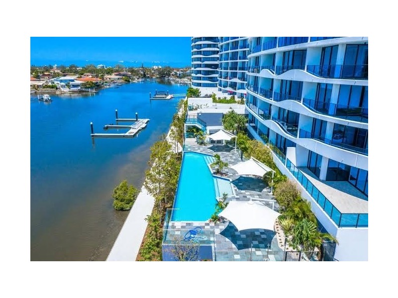 31307/5 ‘Waterpoint’ Harbour Side Court, Biggera Waters QLD 4216