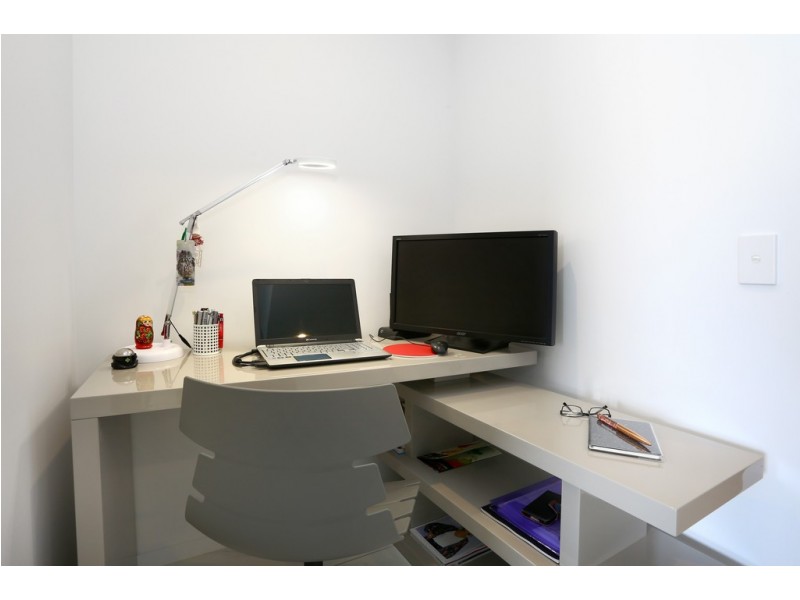 31307/5 ‘Waterpoint’ Harbour Side Court, Biggera Waters QLD 4216