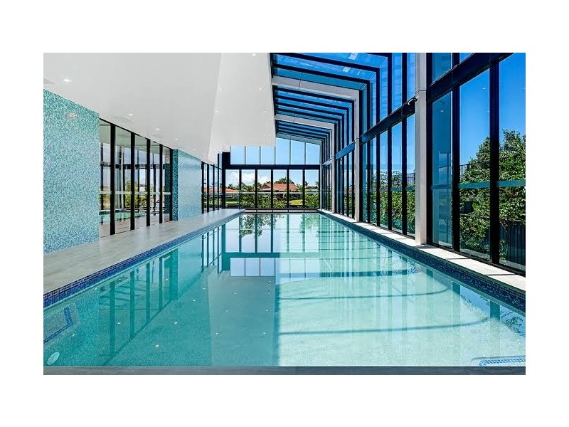 31307/5 ‘Waterpoint’ Harbour Side Court, Biggera Waters QLD 4216