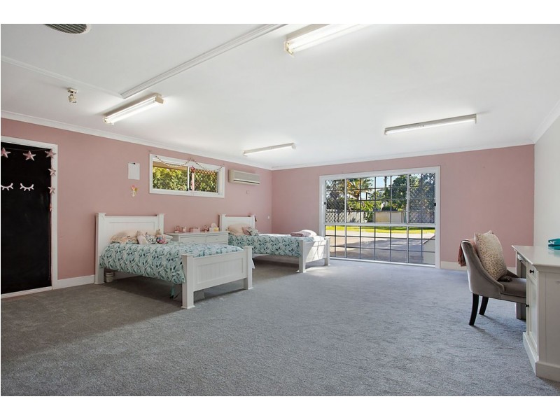 9 Maryland Avenue, Carrara QLD 4211