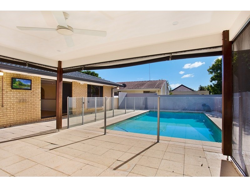 1 Panitz Street, Sorrento QLD 4217