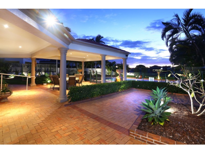 60/40 Cotlew Street East, Southport QLD 4215