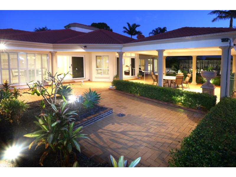 60/40 Cotlew Street East, Southport QLD 4215