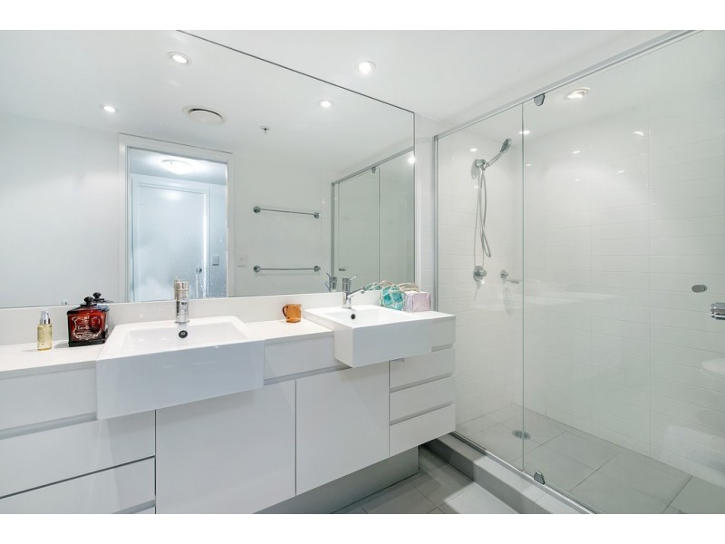 23805/5 ‘Southport Central’ Lawson Street, Southport QLD 4215