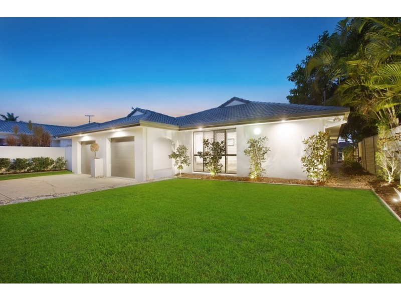 129 Campbell Street, Sorrento QLD 4217