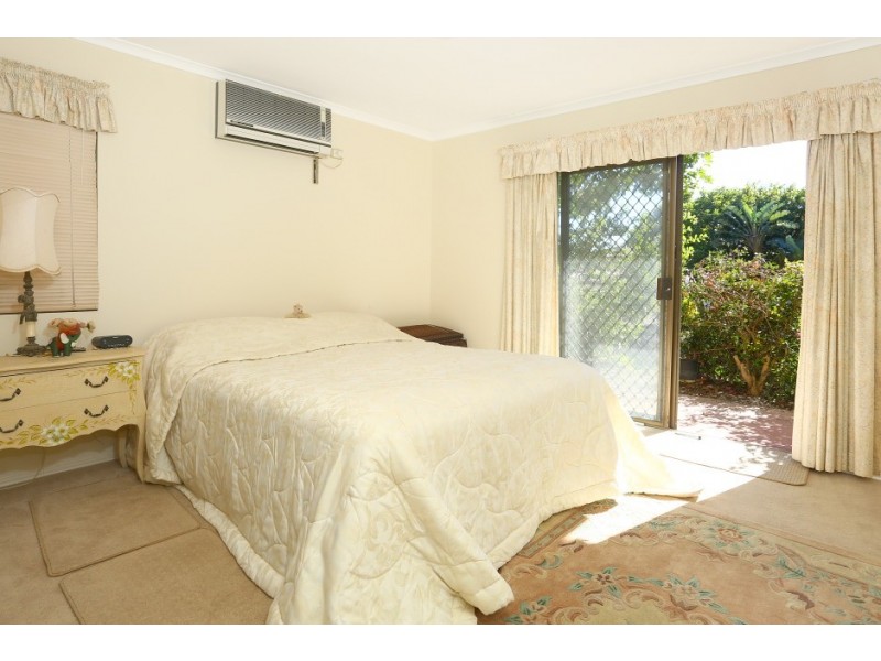 8/106 Bayview Street, Runaway Bay QLD 4216