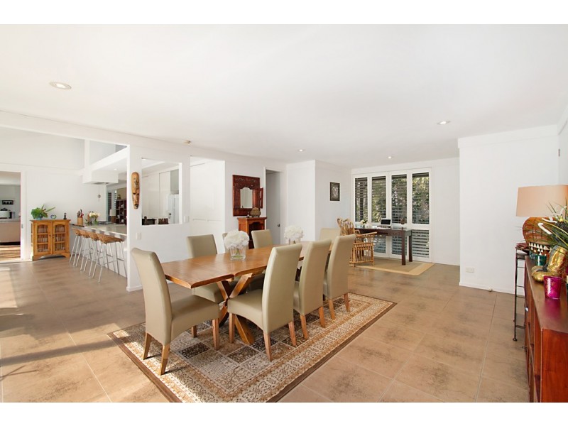 7 Bligh Court, Benowa QLD 4217