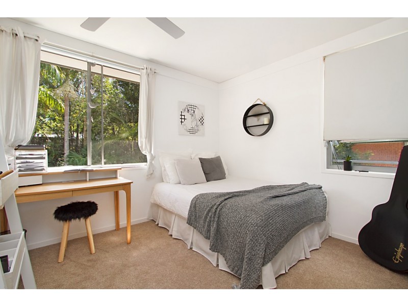 7 Bligh Court, Benowa QLD 4217