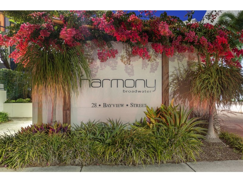 118 ‘Harmony’ 28 Bayview Street, Runaway Bay QLD 4216