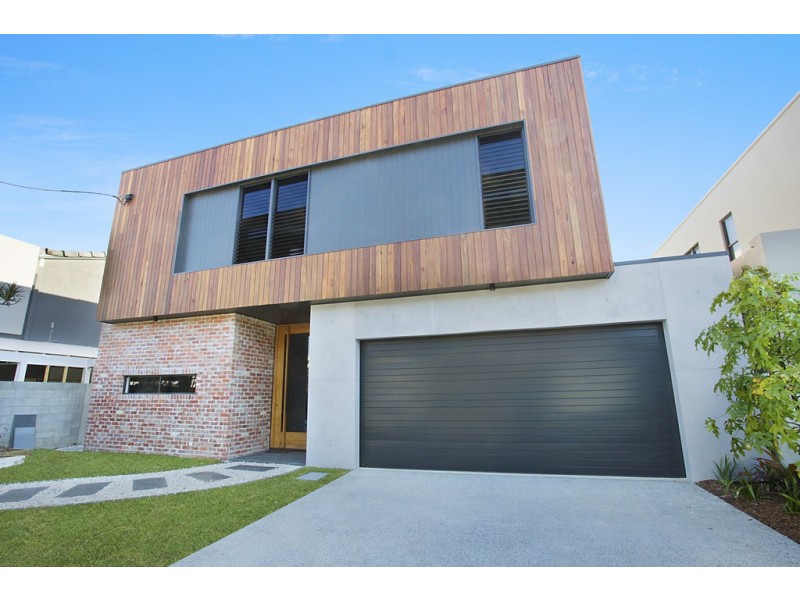 50 The Promenade, Isle Of Capri QLD 4217