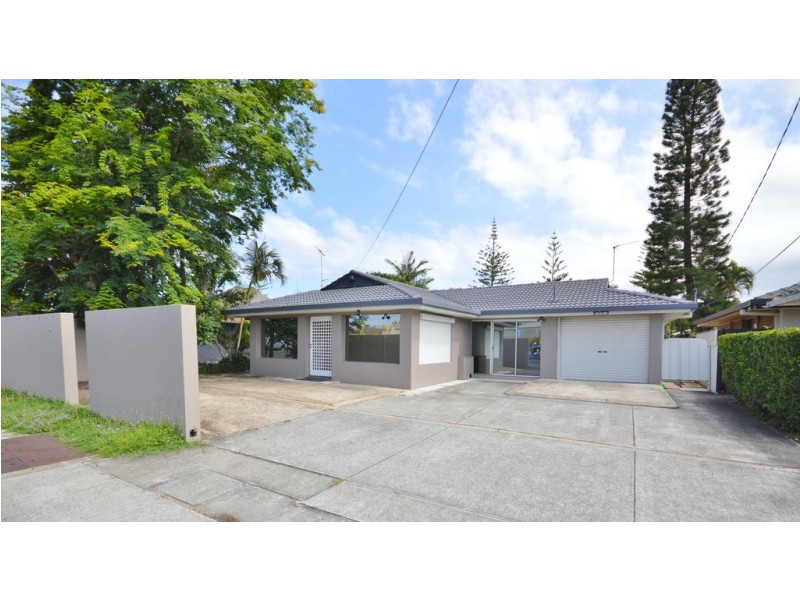 10 Ashmore Road, Bundall QLD 4217