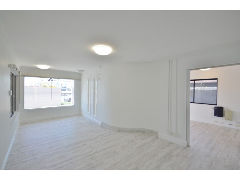 10 Ashmore Road, Bundall QLD 4217