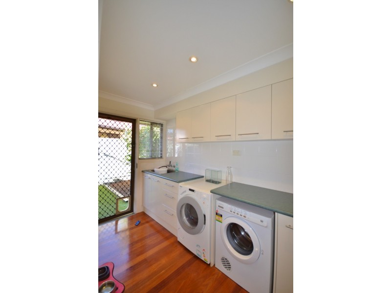 50 Blair Athol Crescent, Bundall QLD 4217