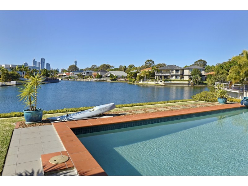 91/40 Cotlew Street East, Southport QLD 4215