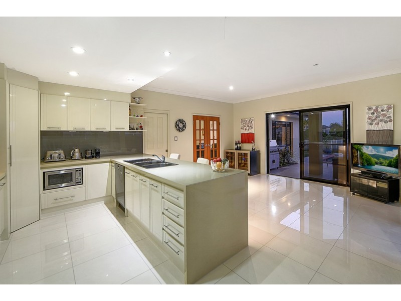 91/40 Cotlew Street East, Southport QLD 4215