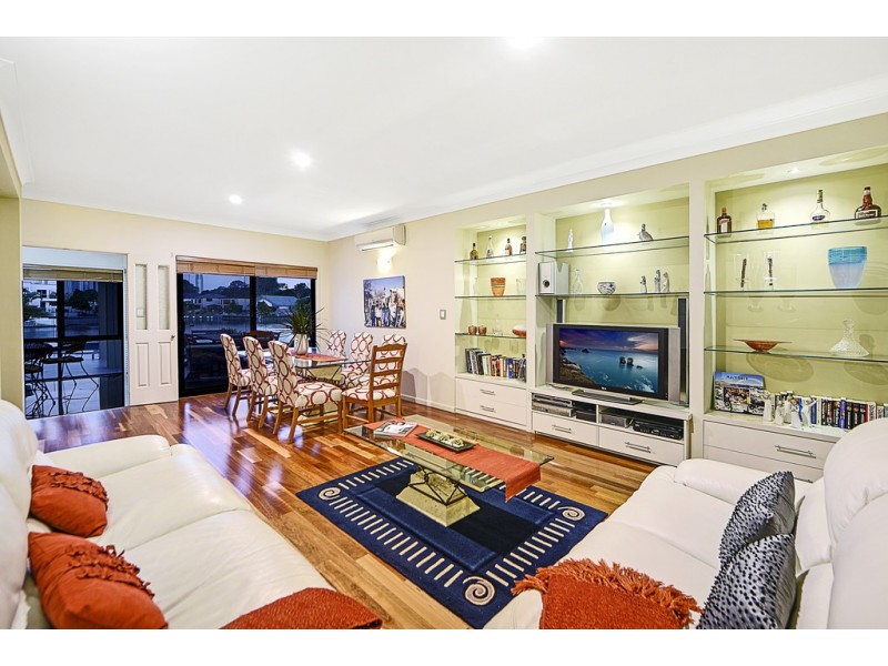 91/40 Cotlew Street East, Southport QLD 4215