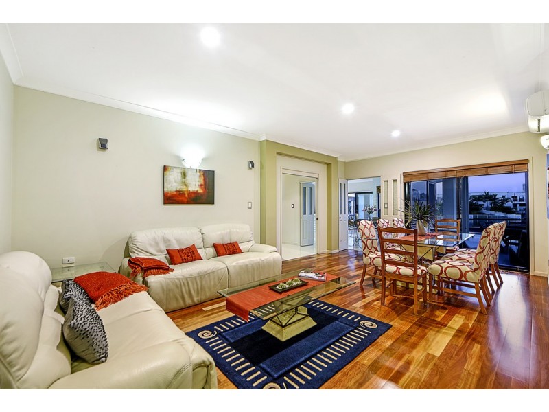 91/40 Cotlew Street East, Southport QLD 4215