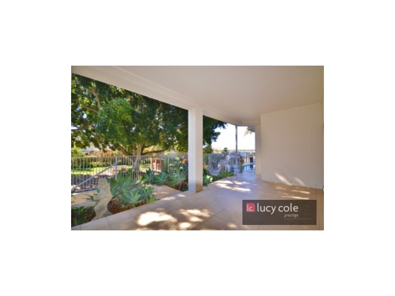 1/3 Joseph Street, Runaway Bay QLD 4216